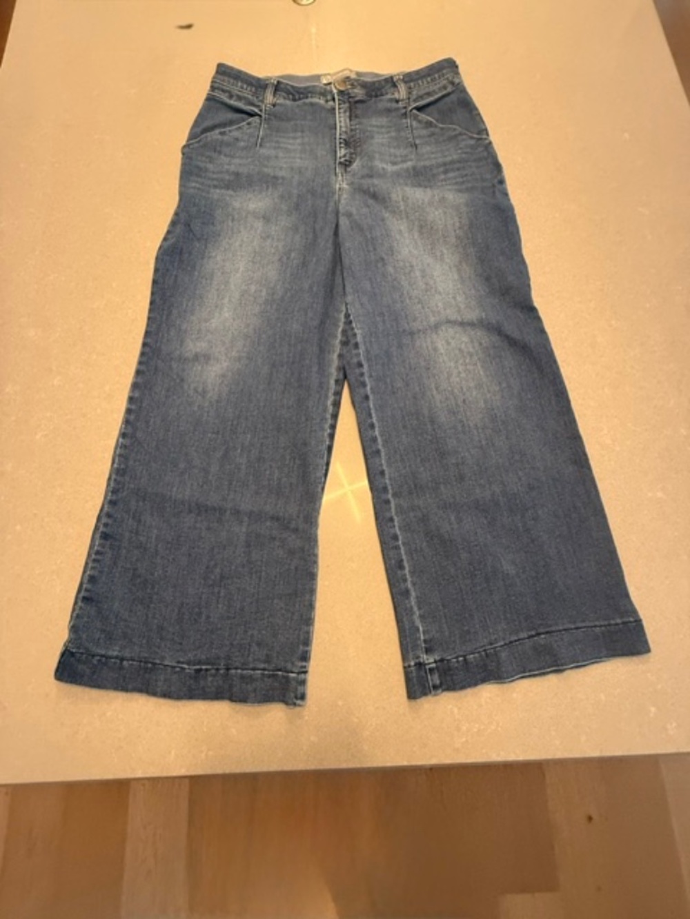 Women's  Wit & Wisdom 14 Wide Leg Wyatt Skyrise V-Pocket Denim Jeans EUC